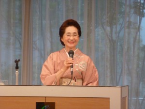 柿木道子氏、2枚目